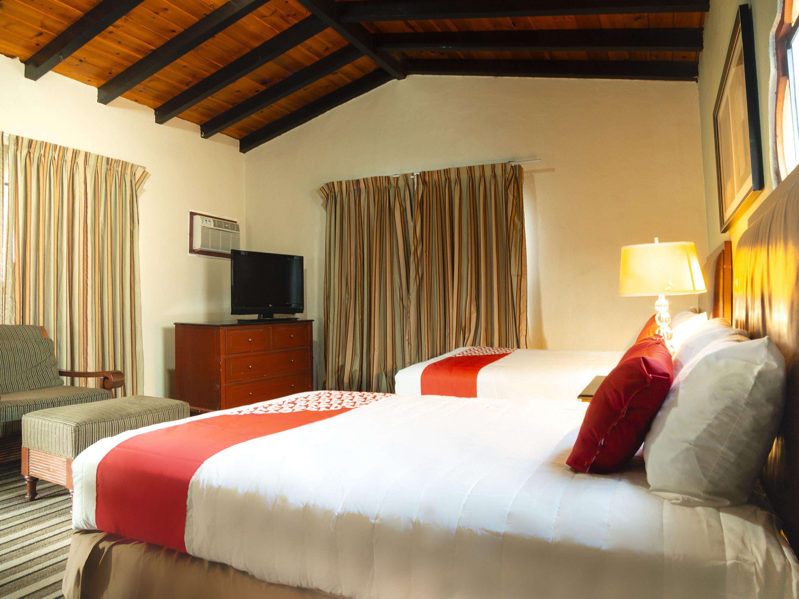 Oyo Hotel Hacienda Don Luis, Rosarito Kültér fotó A room at the hotel