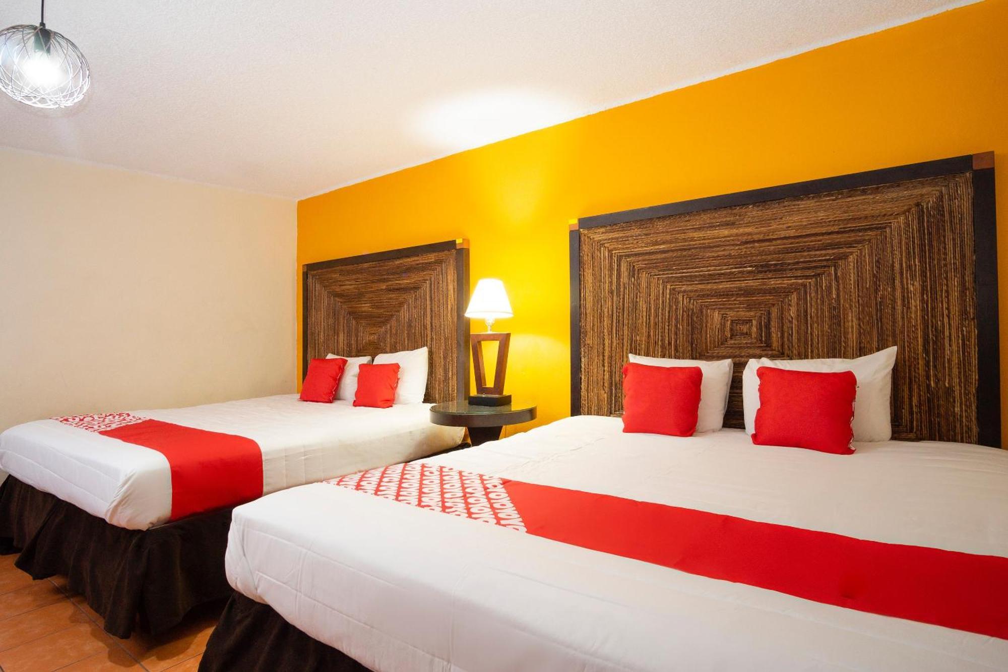 Oyo Hotel Hacienda Don Luis, Rosarito Kültér fotó A typical OYO hotel room
